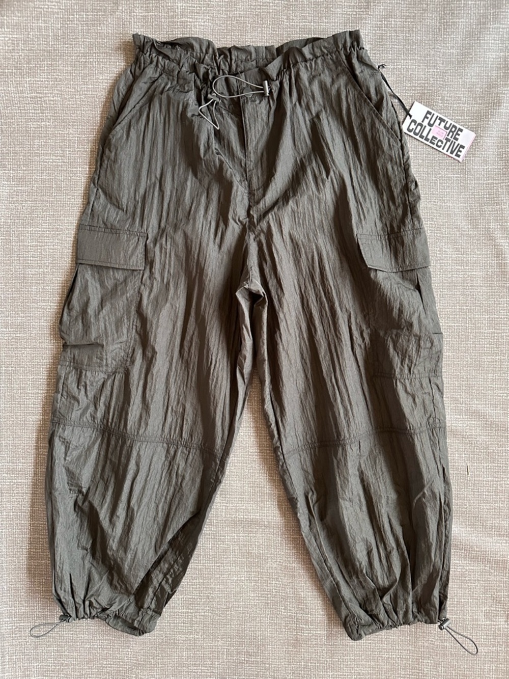 Future Collective Alani Noelle Olive Taupe Cargo Parachute Pants NWT Medium